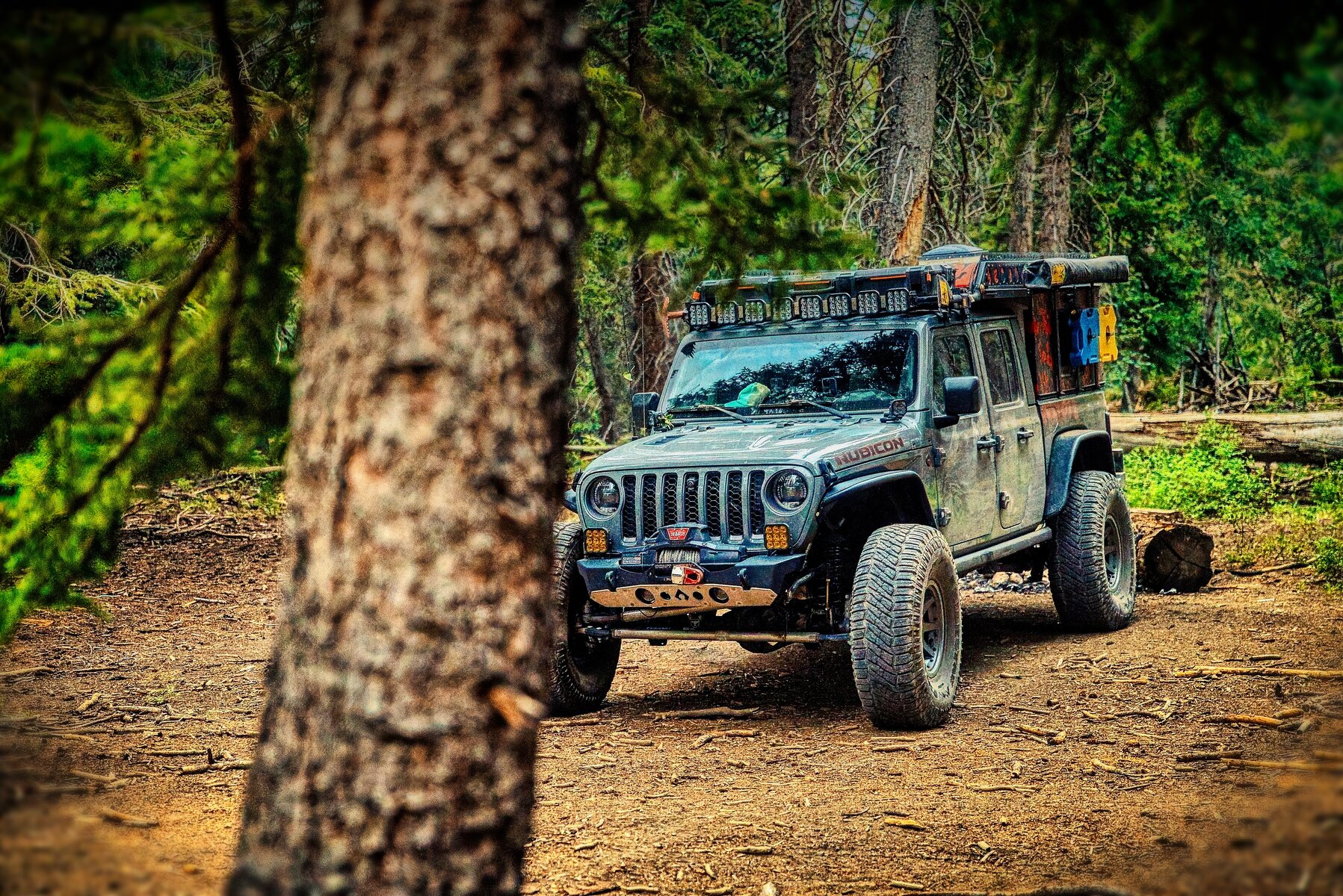 Crawllander rig on the trail